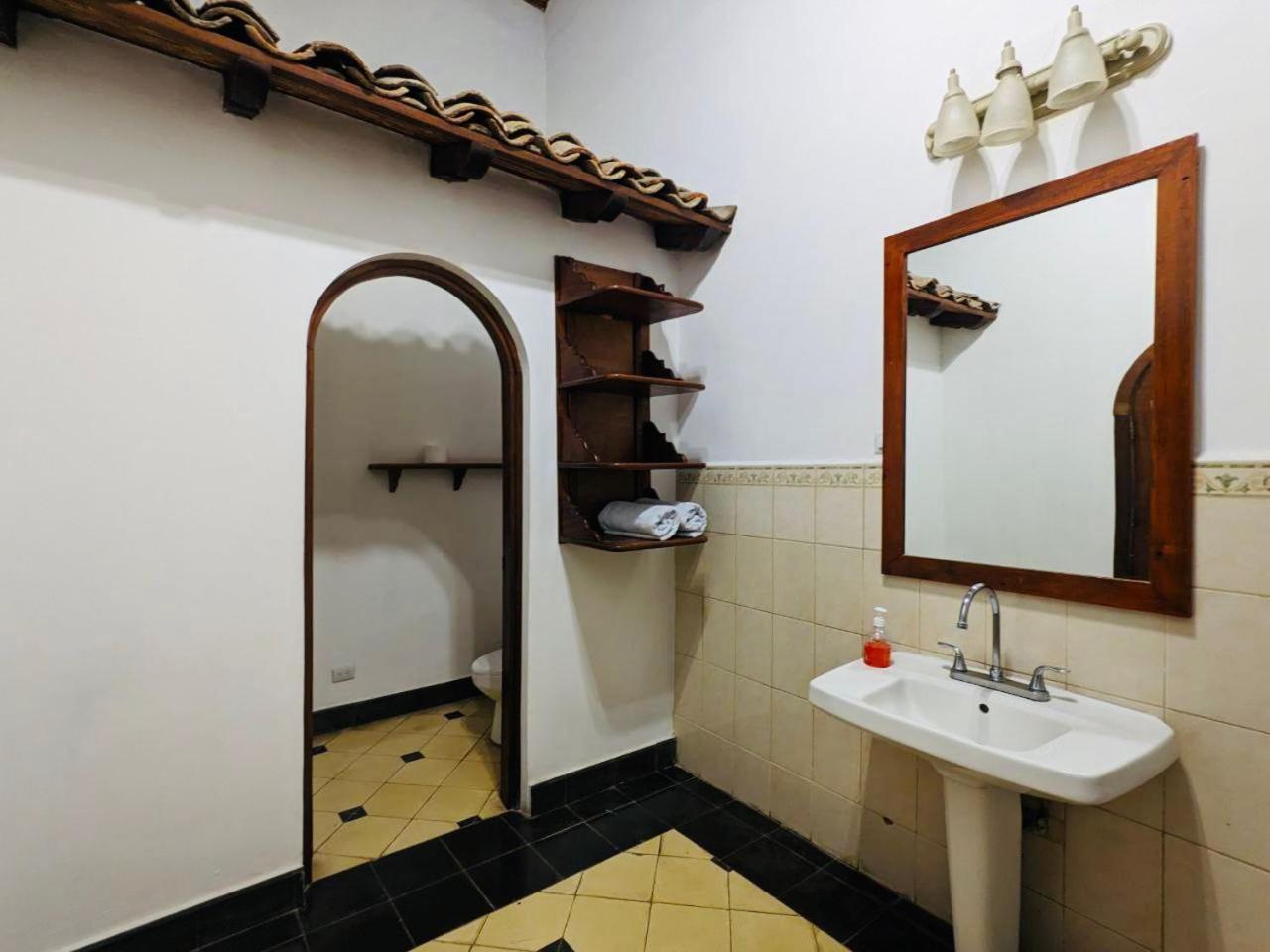 Hotel Encuentros à Granada Extérieur photo